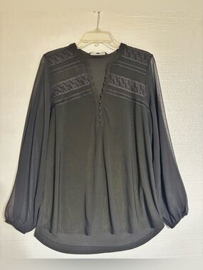 White House Black Market Tunic M
